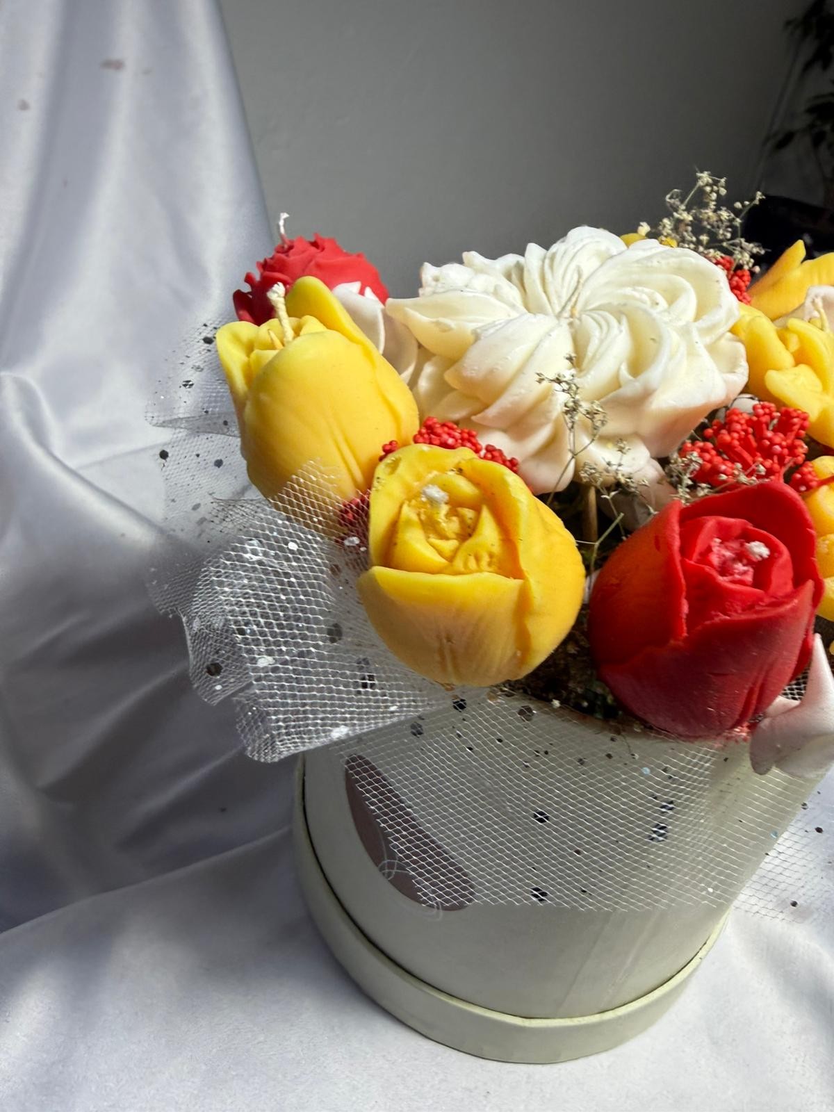 VELUMA birthday candle arrangement